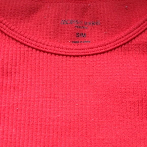 Red shirt from modish Rebel s/m - Picture 4 of 7